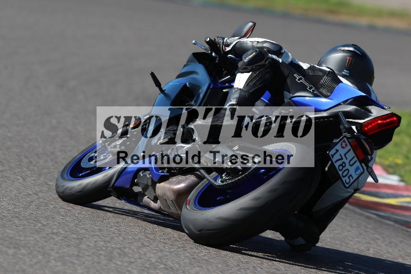 Archiv-2022/64 19.09.2022.09 Plüss Moto Sport Yamaha Fun Day ADR/Sportfahrer/testbike